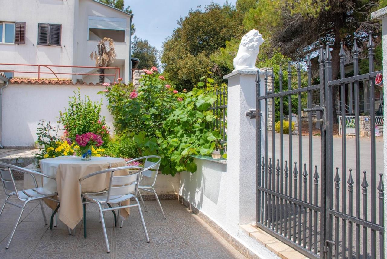 Apartments Betty Borik Rovinj Zewnętrze zdjęcie