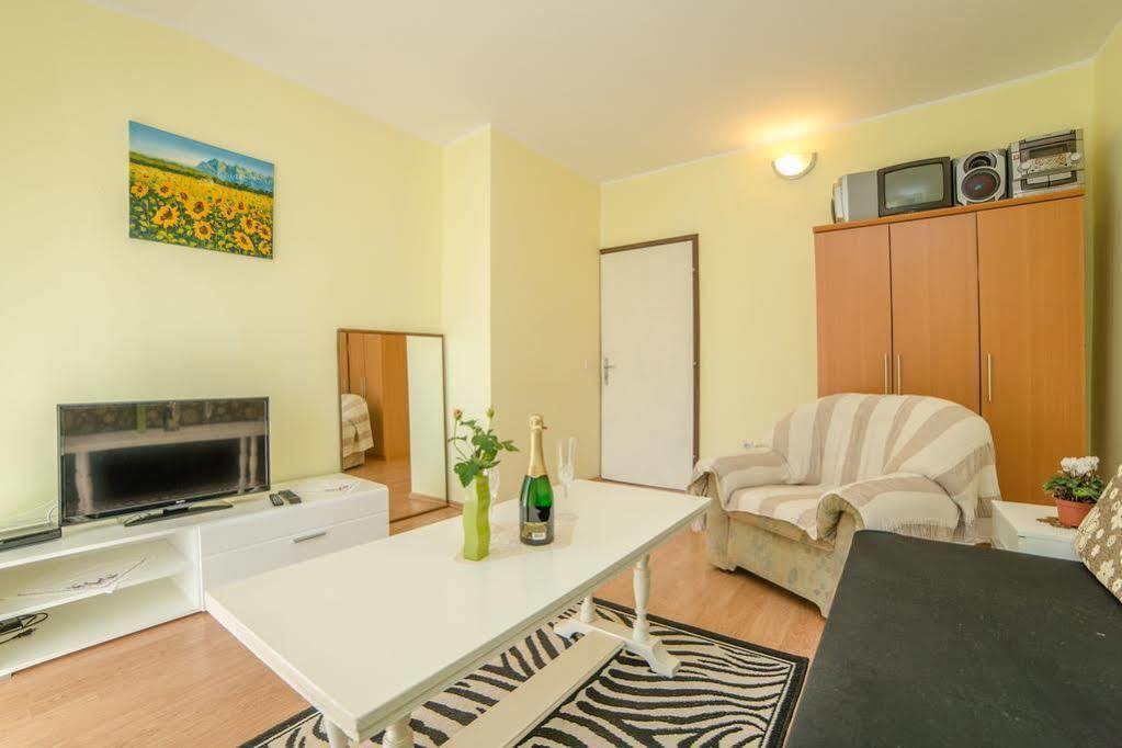 Apartments Betty Borik Rovinj Zewnętrze zdjęcie